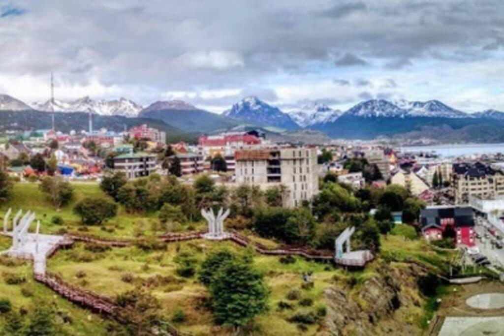 Fin Del Mundo - Edificio Australis Apartment Ushuaia Exterior photo